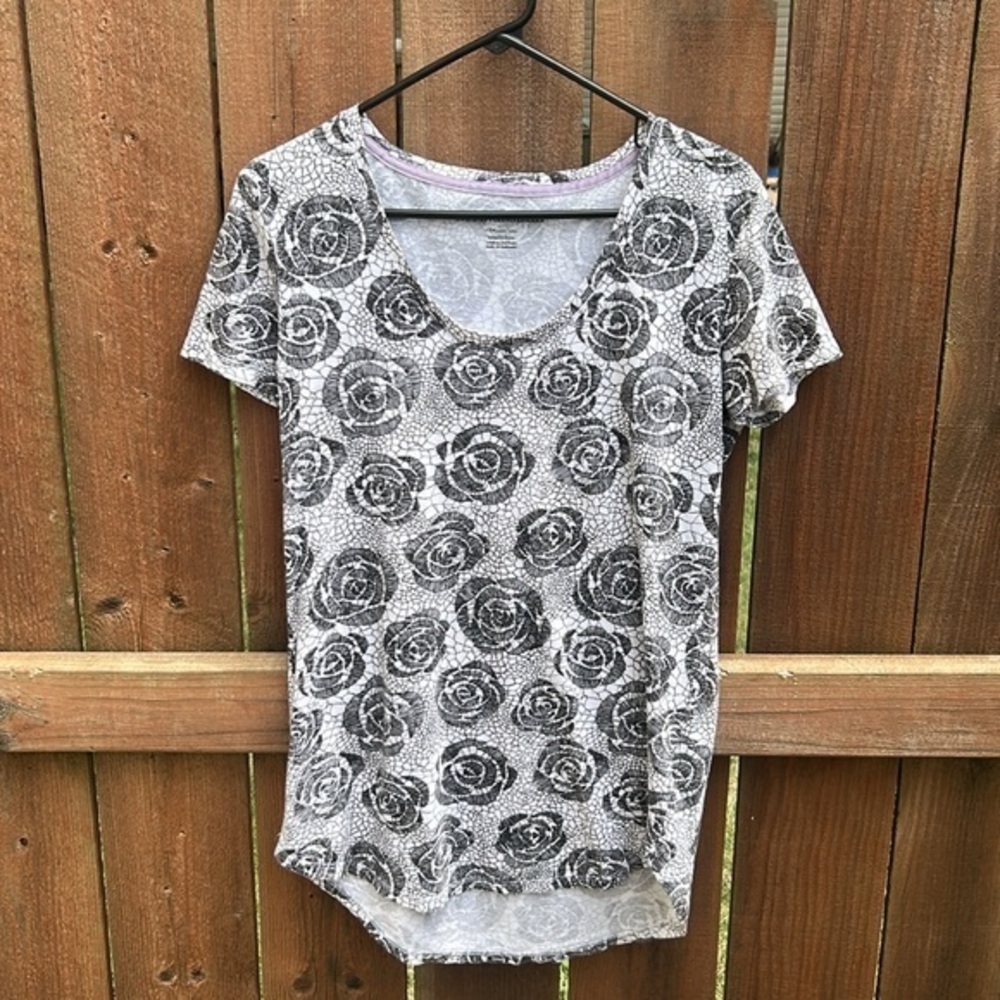 Norma Kamali Floral Short Sleeve High Low White Black Top Size Small